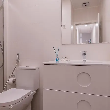 Feira Da Ladra Comfy Premium